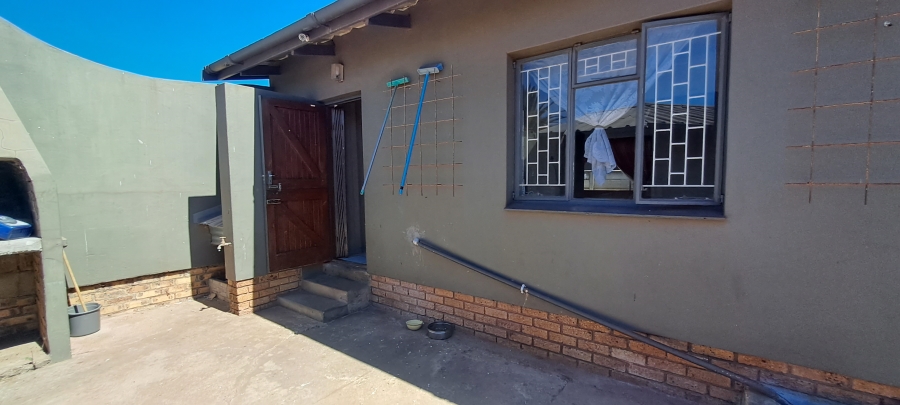 3 Bedroom Property for Sale in Vredenburg Western Cape